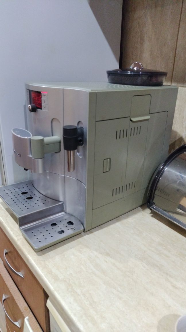 Кафеавтомат BOSCH