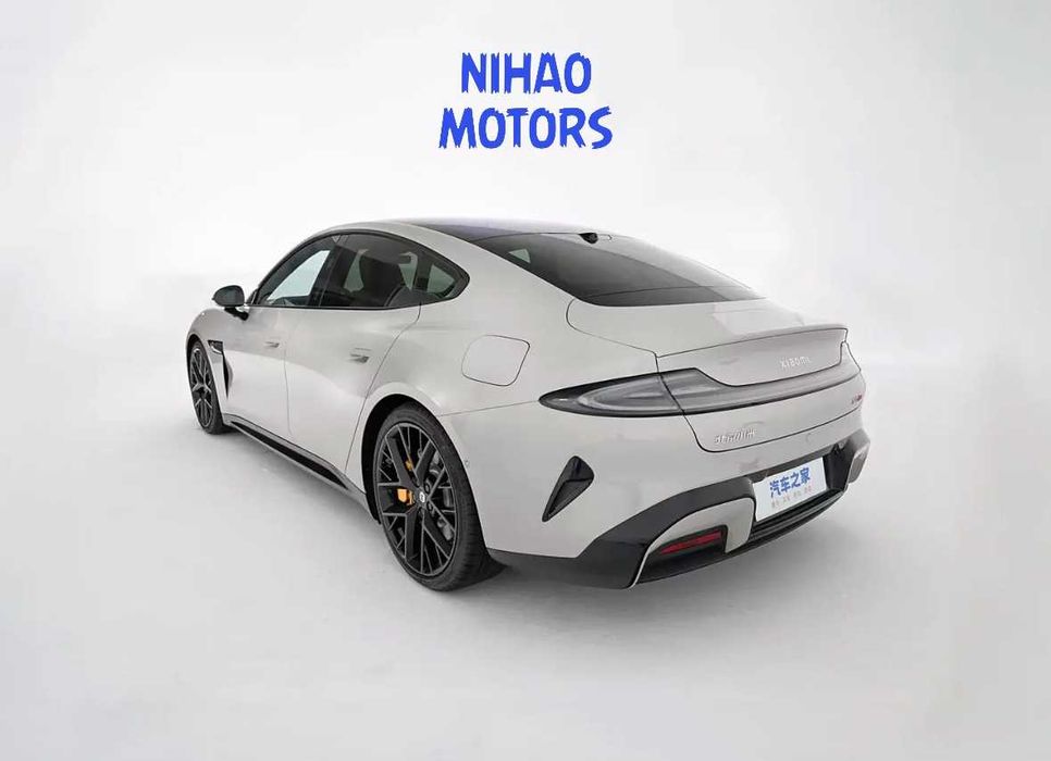 Xiaomi SU7 — (Под заказ)