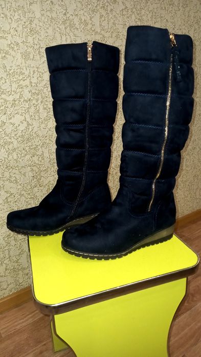 Сапоги зимние,замшевые  38 размер