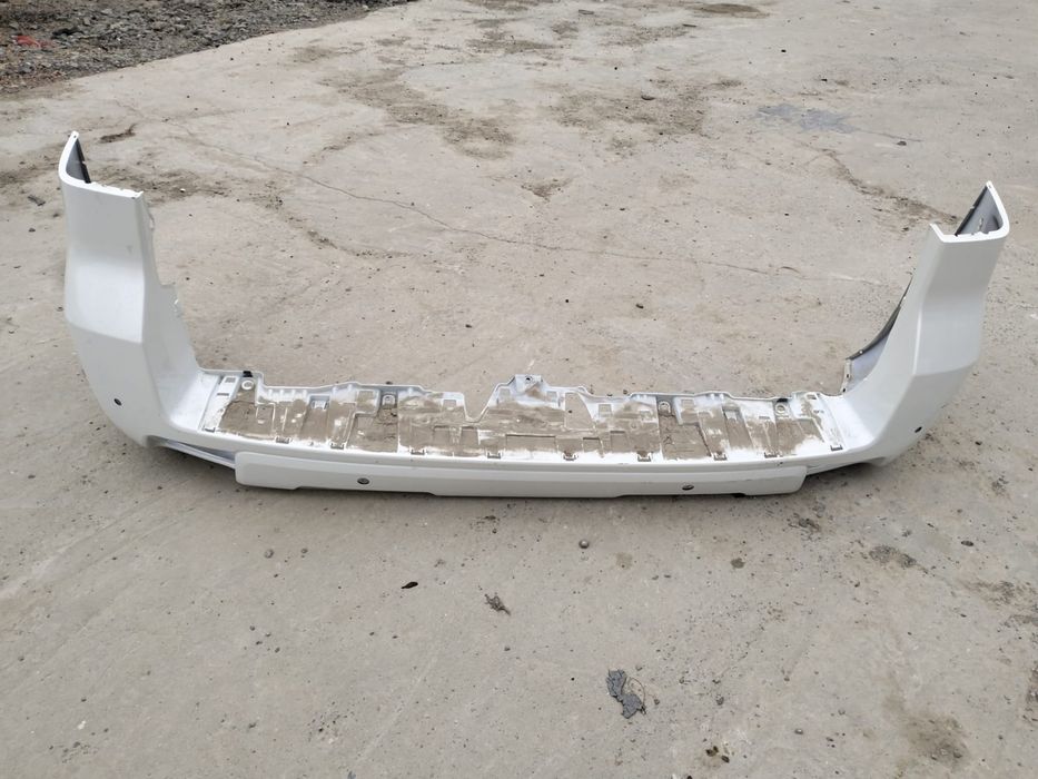 Оригинал бампер от тойота ланд крузерр