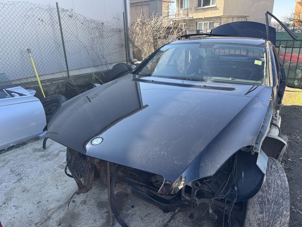 Преден капак за Mercedes Cls W219 цвят 197