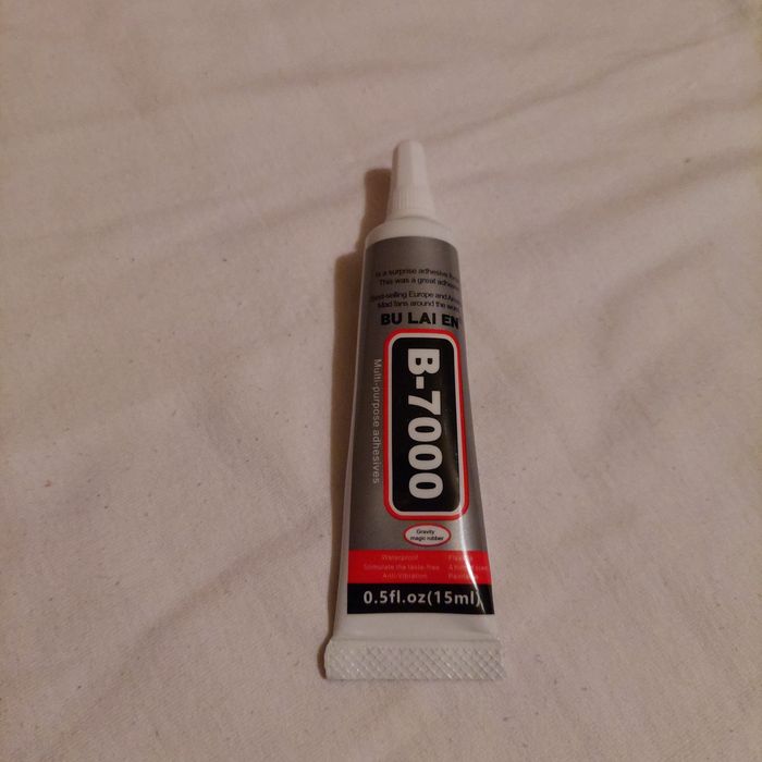 Adeziv pentru reparatii telefoane mobile transparent