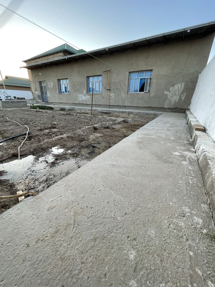 Qarshi yangi shoyxujadan Xovli uchastka 6 sotix яшашга таййор