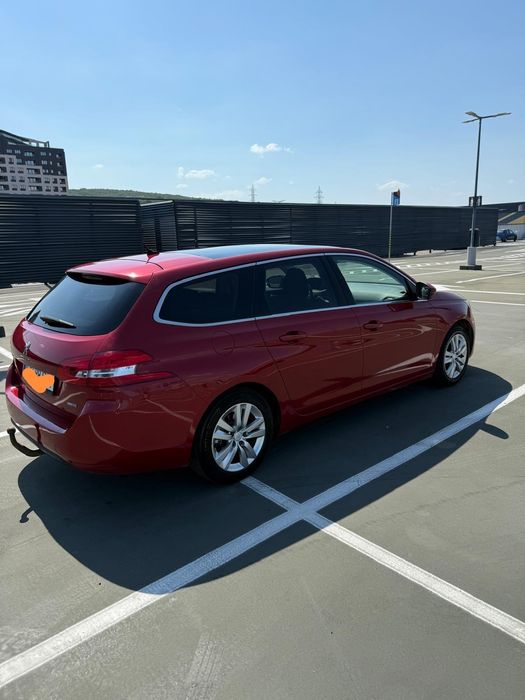 Vând Peugeot 308