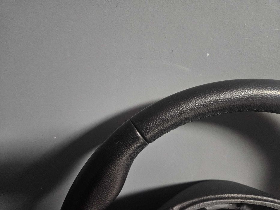 Volan sport cu comenzi BMW seria 1 f20 f21 F30 F31 complet xy