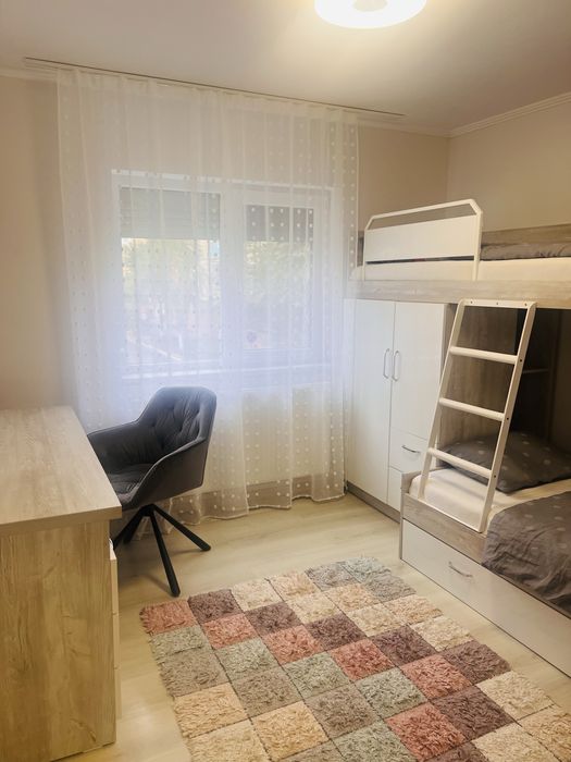 Apartament 4 camere