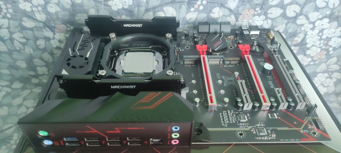 Комплект Machinist x99 Mr9a Pro max/E5-2640V3/DDR4 16Gb