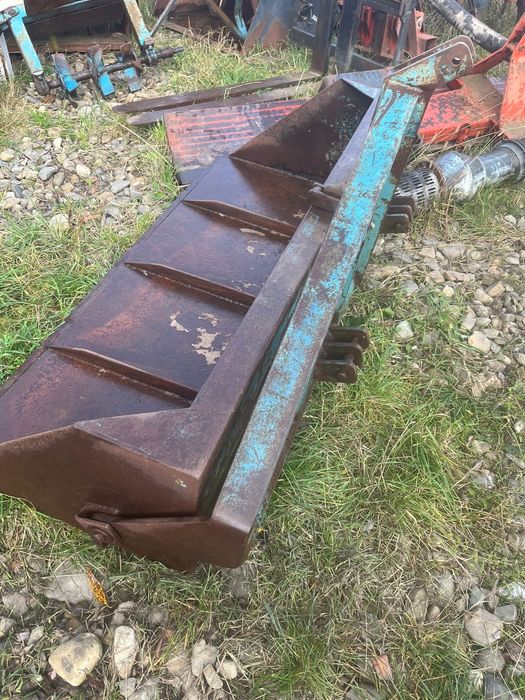 Lamă spate tractor  2 metri lungime