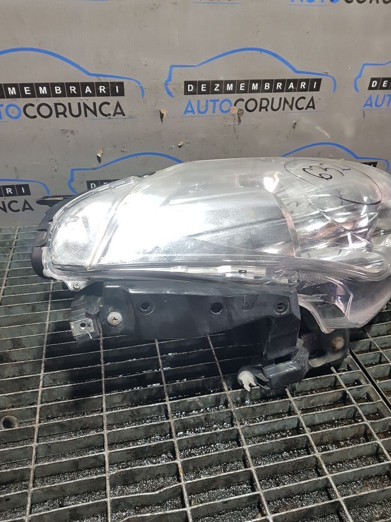 Far Dreapta Peugeot 4007 2007 - 2012 SUV 5 Usi (632) Xenon