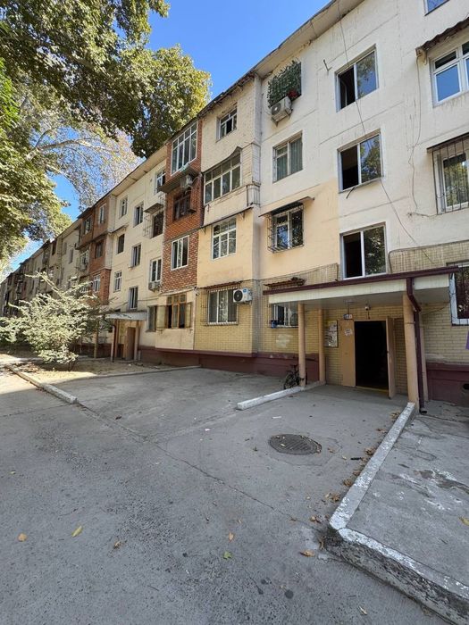 Квартира продается 2в3/2/4 на Чиланзаре