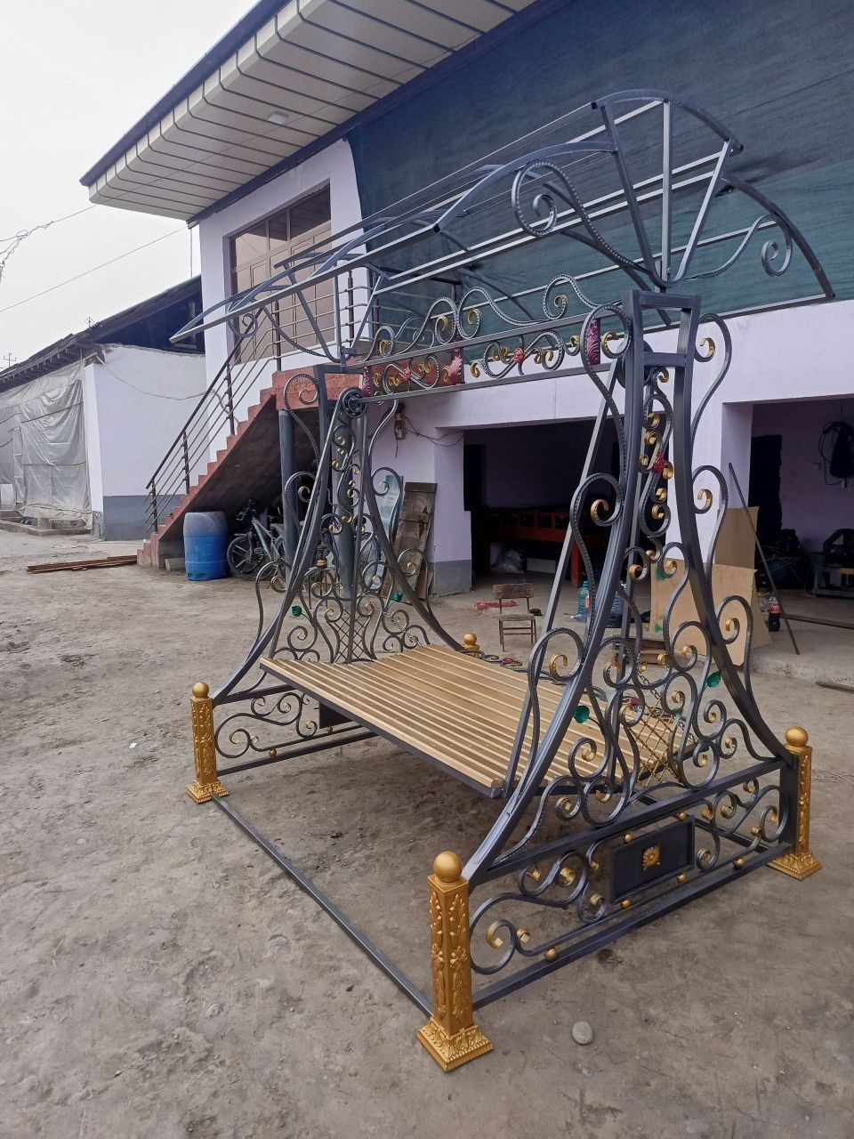 Kachela sotiladi