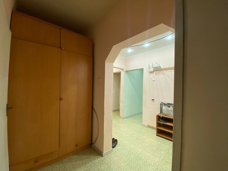 ПАРКЕНТСКИЙ м-в(307-школа)! Риэлтор! Дешёвая цена!!!