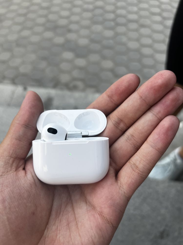 Airpods 3 , один наушник утерян