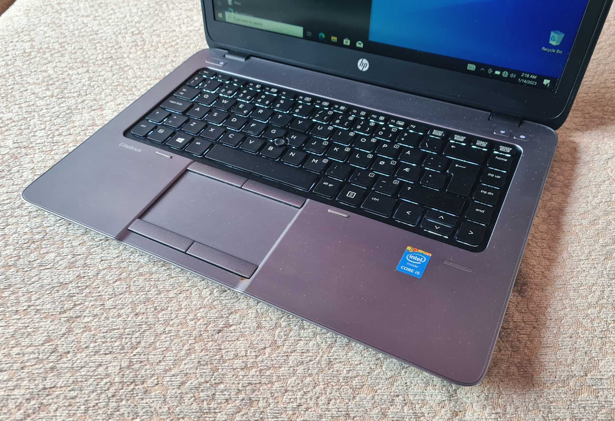 Laptop HP Elitebook 740 14" FHD, i5-4200u, 8 GB, SSD 256 GB bateria 4h