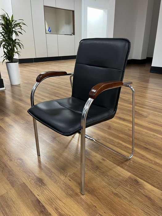 Стулья офисные ZETA