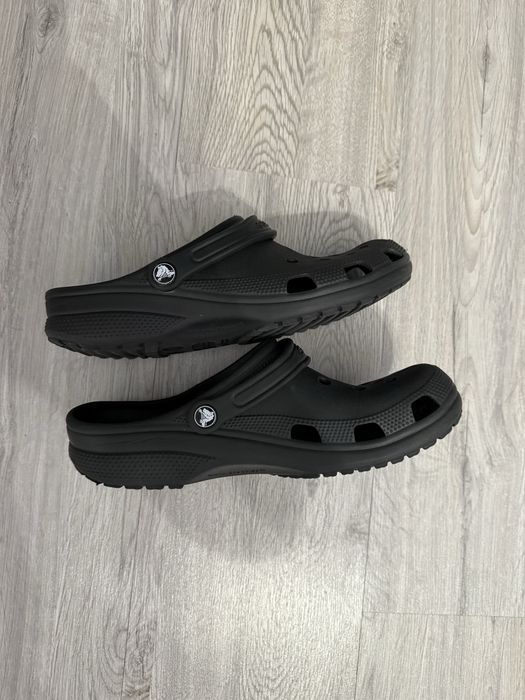 Slapi crocs basic,negri,marimea 44