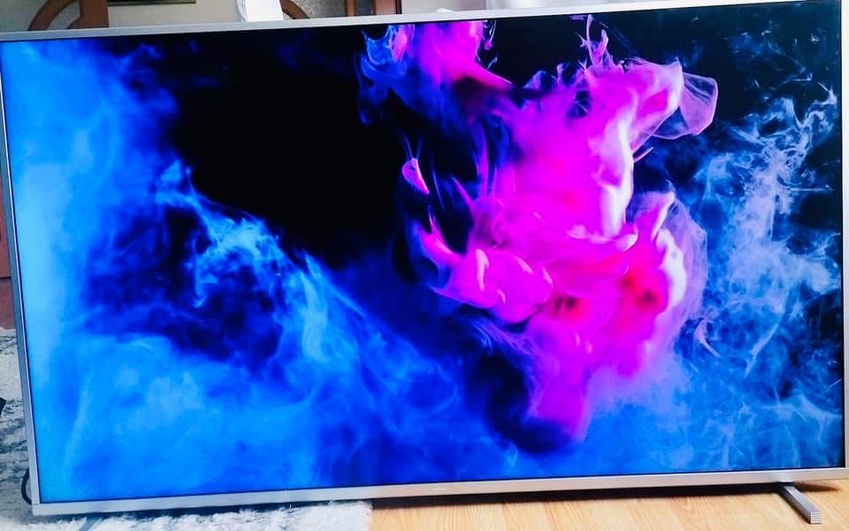 Tv Philips 4k UHD 58 inch ambilight