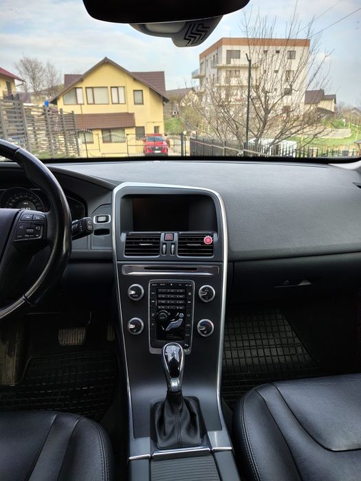 Volvo XC60- Singurul SUV care nu are nevoie sa se laude