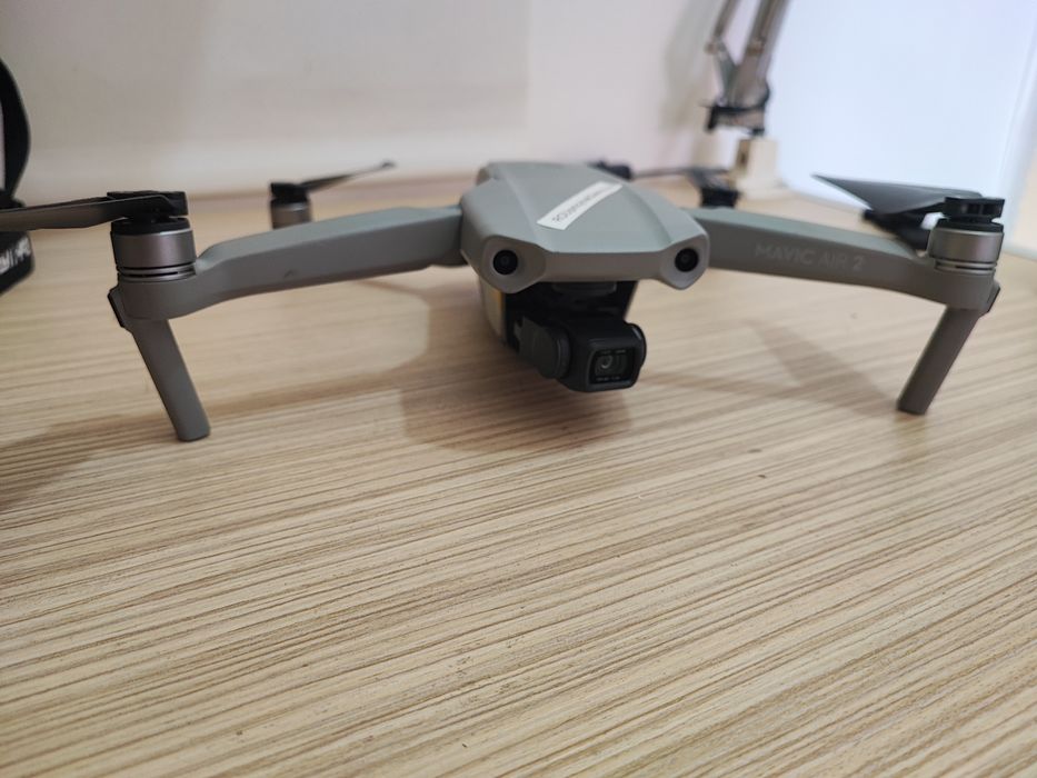 Drona DJI Mavic Air 2 Fly More Combo