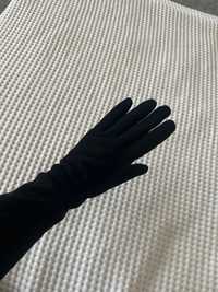 Замшевые женские перчатки