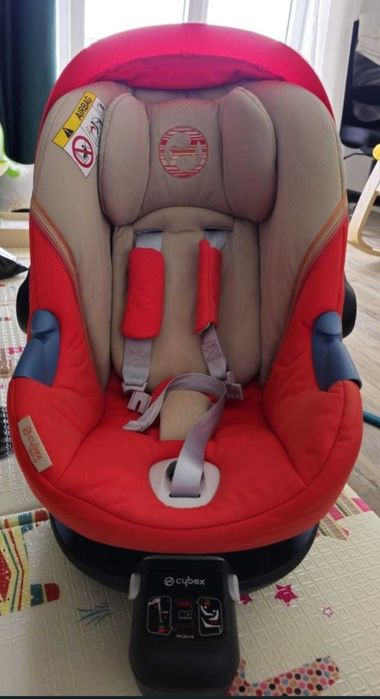 Scoică auto Cybex Aton M i-size cu bază IsoFix