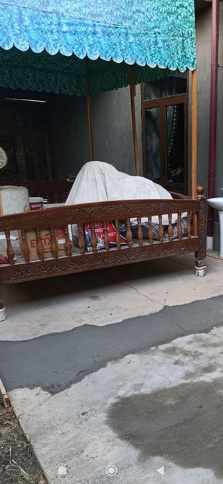 Karavot supa sotiladi 2.5 ga 3.5 razmer