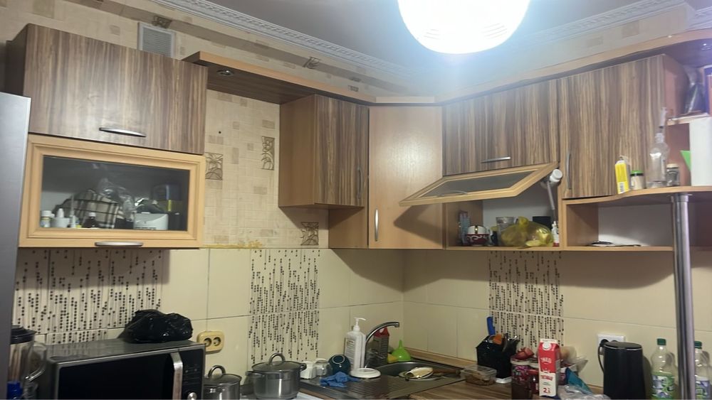 Кухонный гарнитур срочно!
