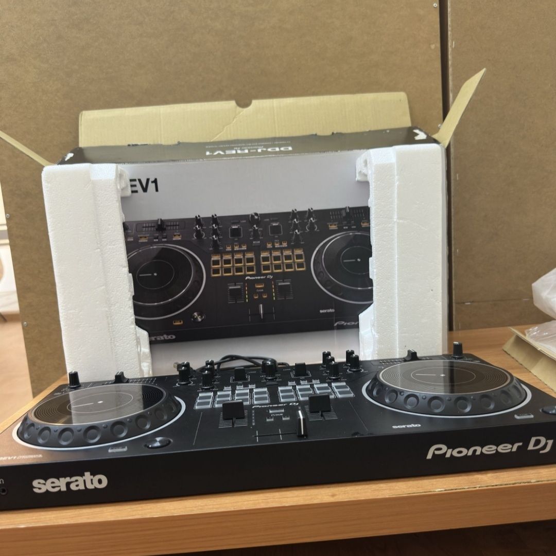 DDJ REV1 Pioneer