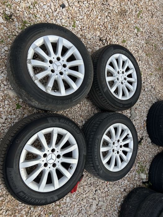 Гуми с джанти Mercedes 16