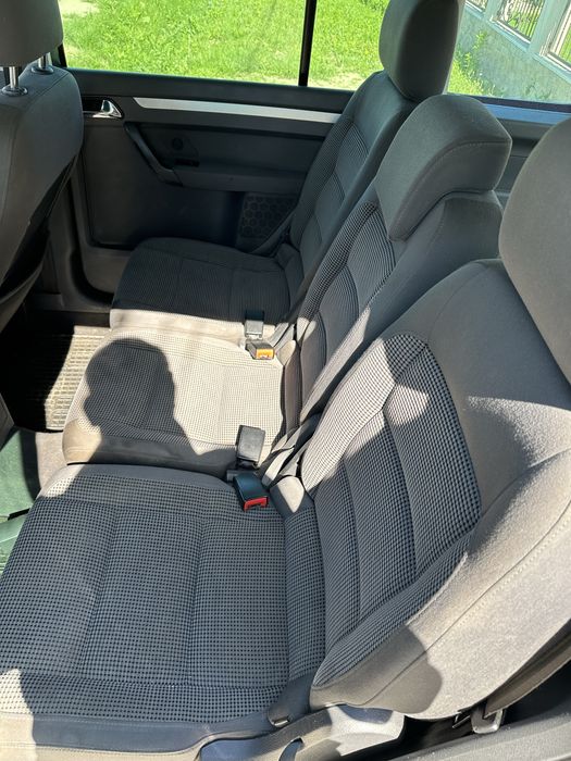 Interior Vw touran 7 locuri
