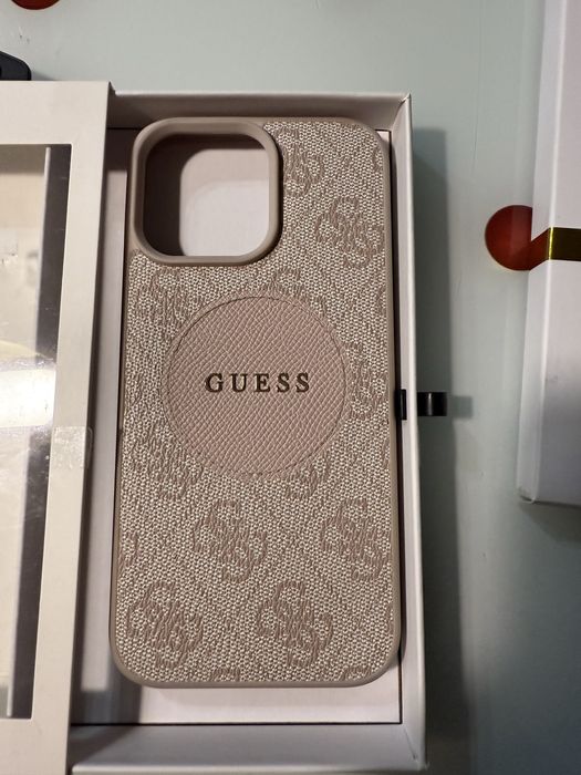 Кейс iPhone 16 Pro Max guess 2броя