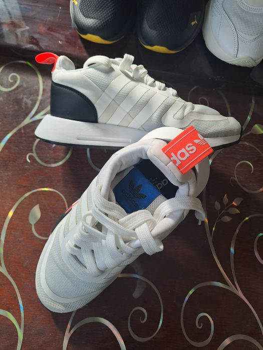 Adidas Puma Nike noi germania
