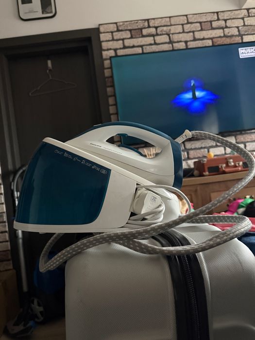 Fier de calcat Philips