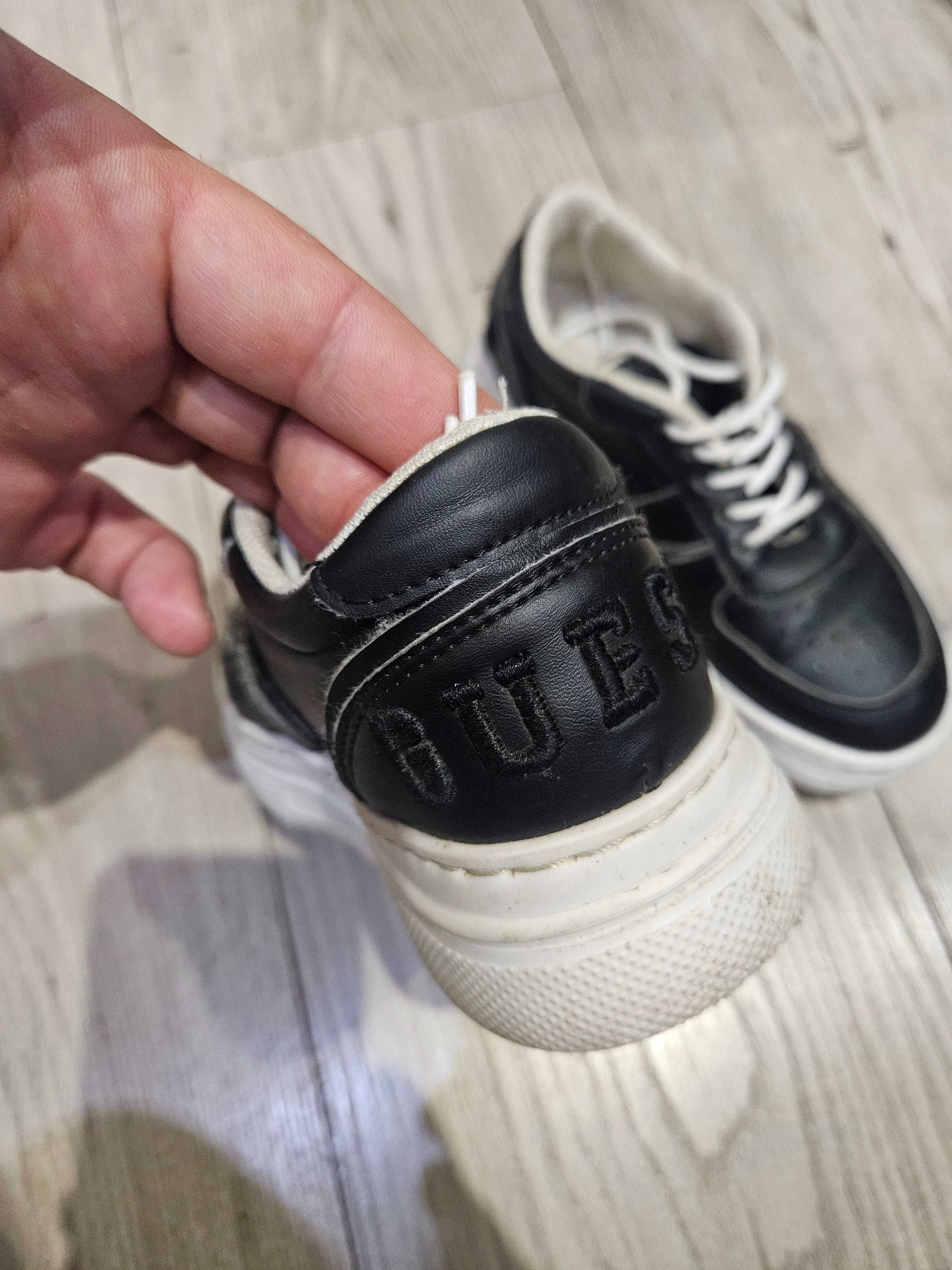 Детски обувки Guess 29