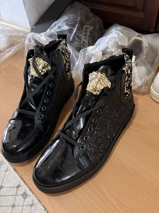 Мъжки маратонки Louboutin, Versace