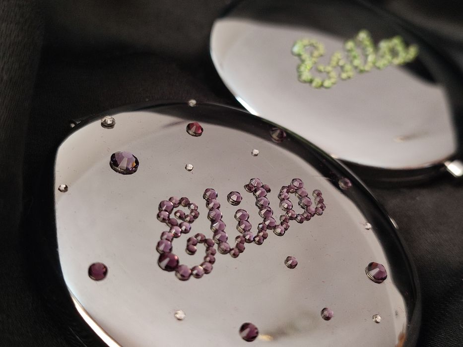 Подарки для девушек из страз