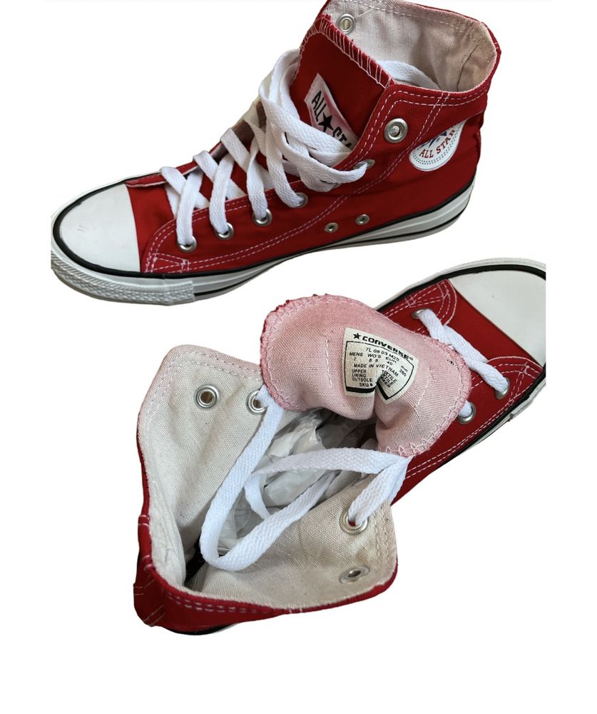 Квцове Converse