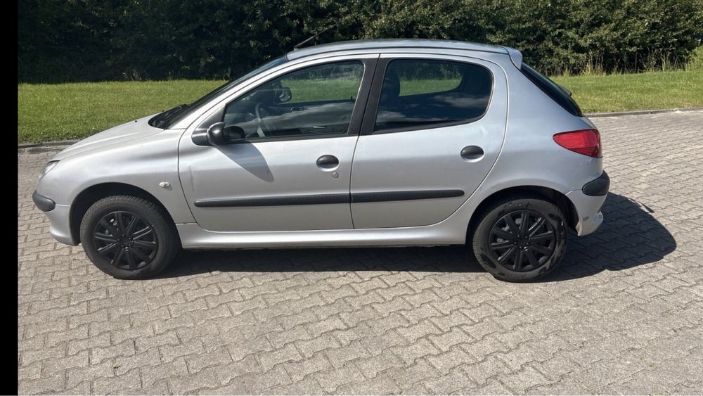 Продава се само на части Пежо 206 1.6 8V