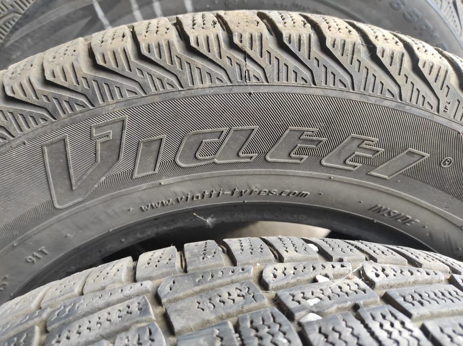 Шины зимние комплект