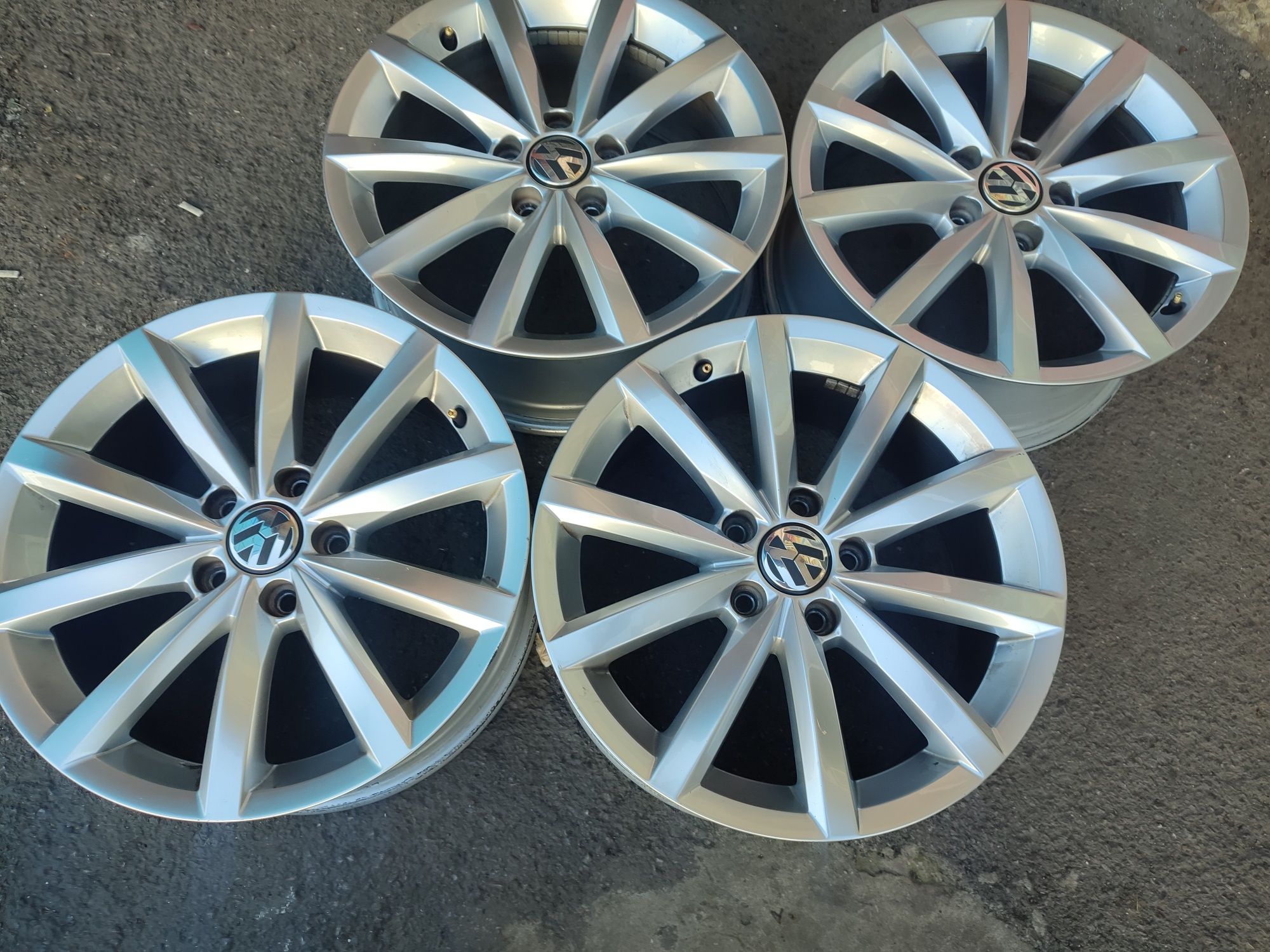 17" оригинални алуминиеви джанти за Vw Tiguan,Arteon,Passat...