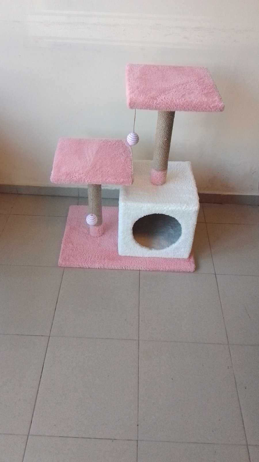 Катерушка за котка-тип къщичка.Произведени в Б-я