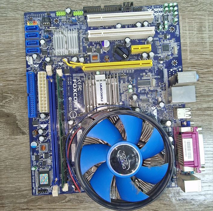 Продам материнскую плату