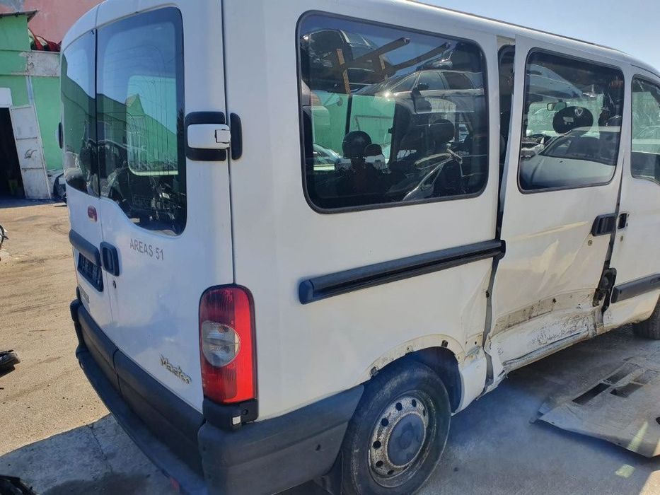 Dezmembrez Renault Master 2 motor 2.2cdi 90cp G9T dezmembrari turbina Renault trafic primastar Nissan