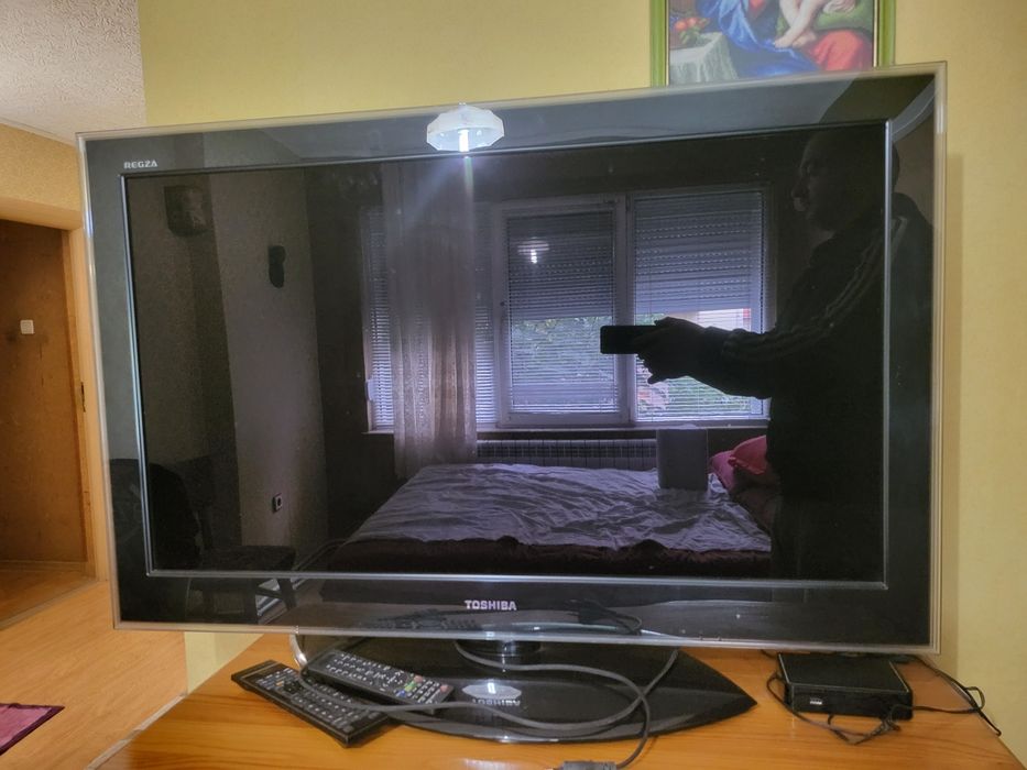 TV Toshiba REGZA 40 inch