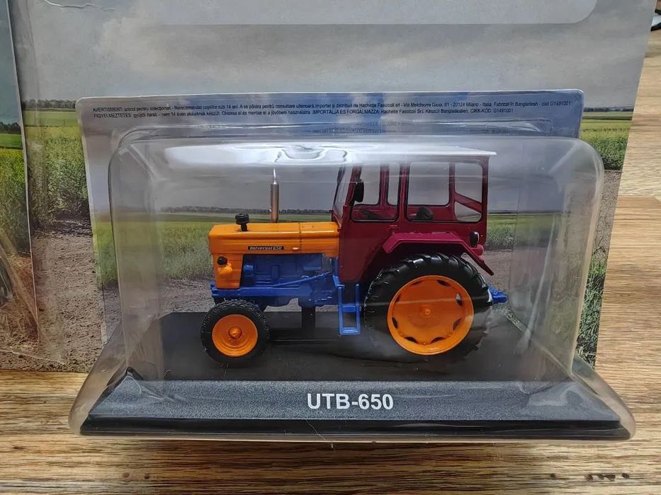 Tractoar de legenta UTB 650 macheta +revista