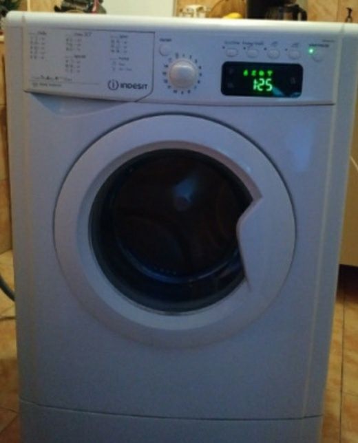 Dezmembrez Indesit IWSNE 61253