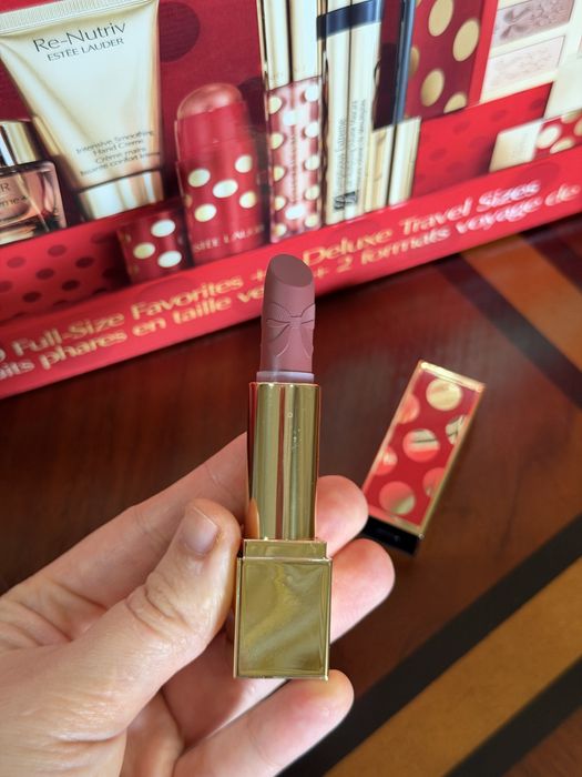 Estee Lauder Limited Edition Lipstick Duo