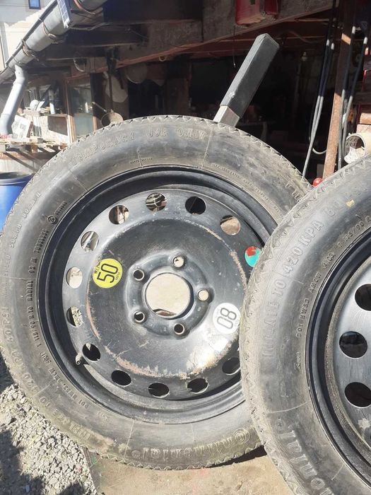 Vand butoaie de dud si diverse obiecte