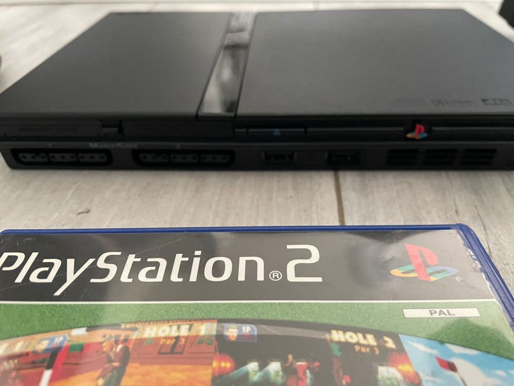 Vând PS 2 in stare perfecta