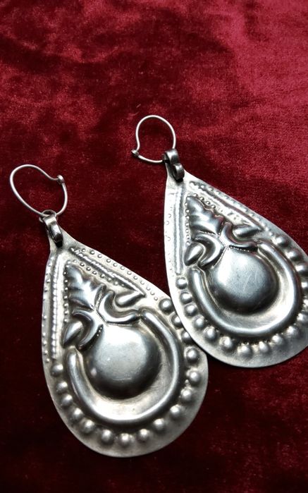 Серьги массивные, серебро.